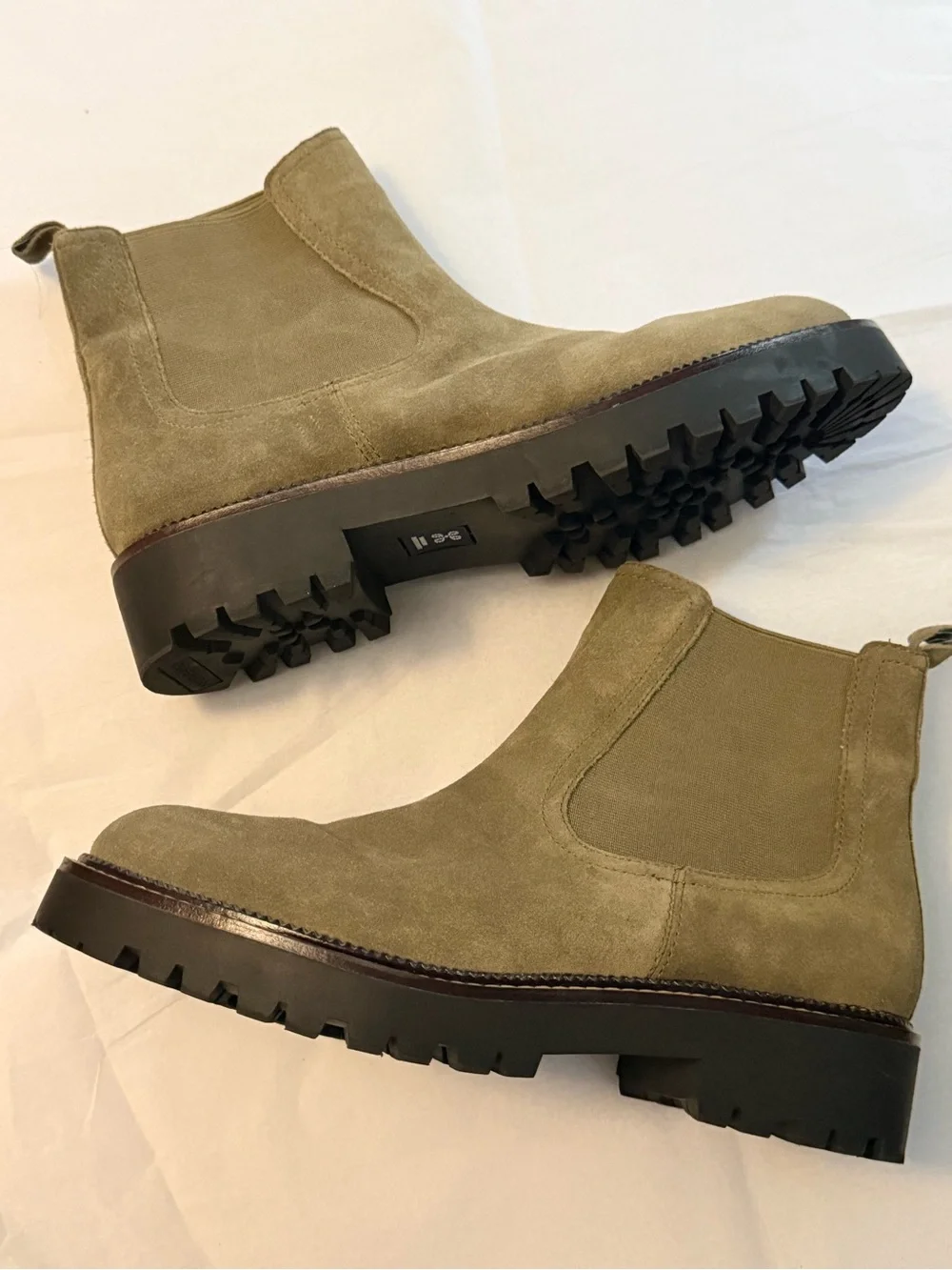 Caslon Olive Green Suede waterproof Chukka Boots